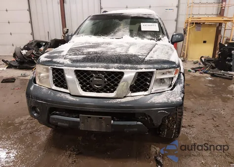 2005 Nissan Pathfinder Le z USA, uszkodzony, nr VIN 5N1AR18W15C705349